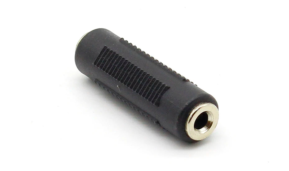 1pcs 3.5 mm Female to 3.5mm Female Jack Stereo Coupler Adapter